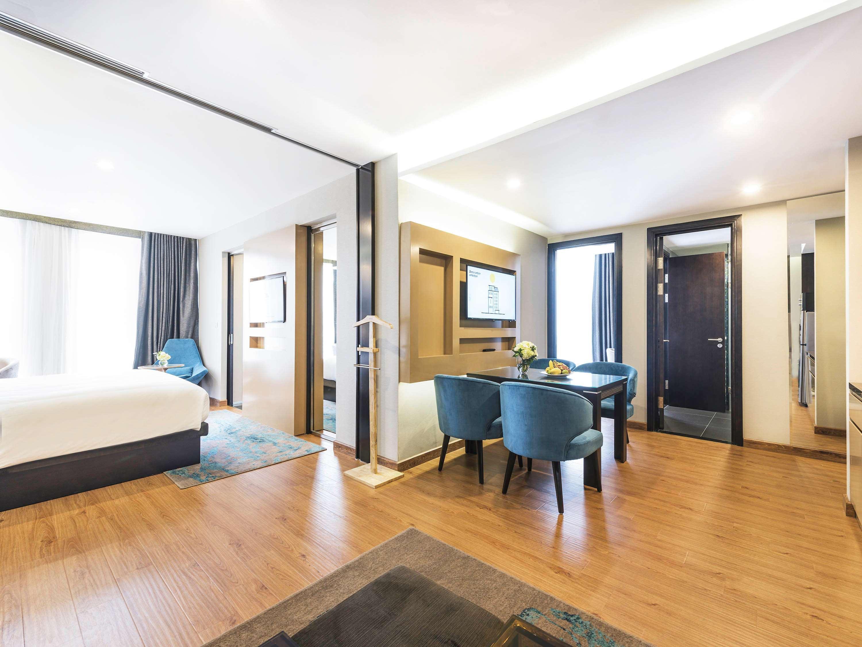 Novotel Suites Hanoi Exterior photo