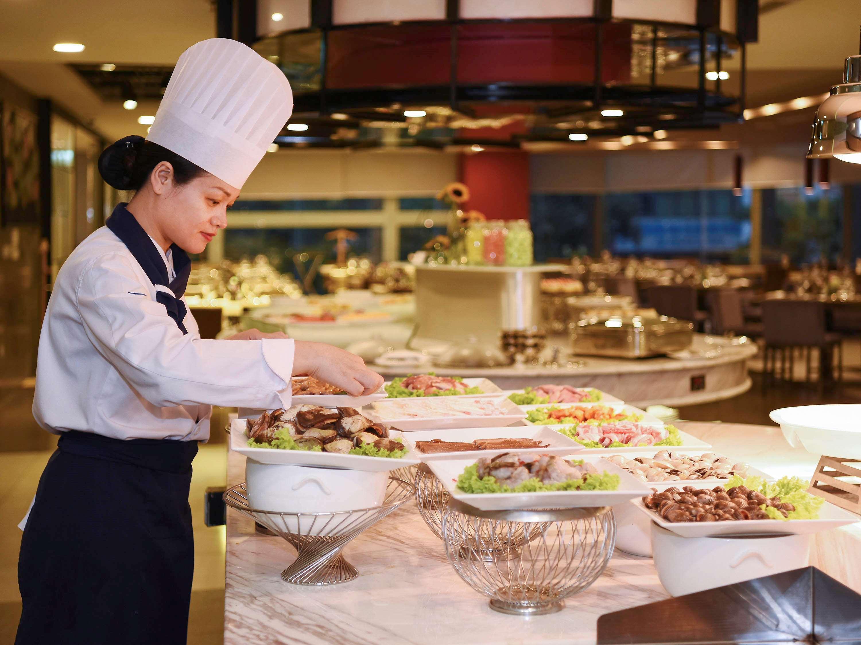 Novotel Suites Hanoi Exterior photo