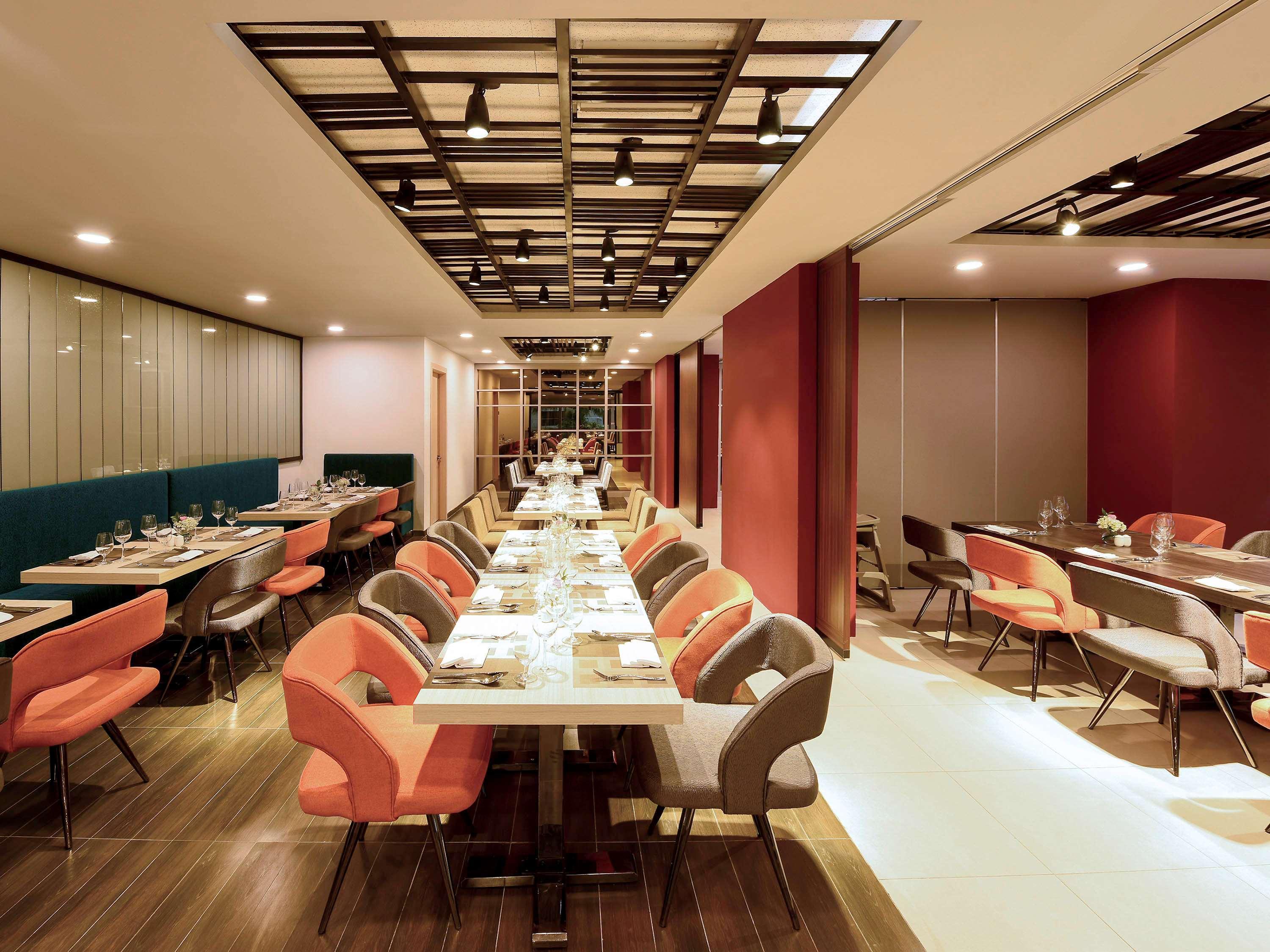 Novotel Suites Hanoi Exterior photo