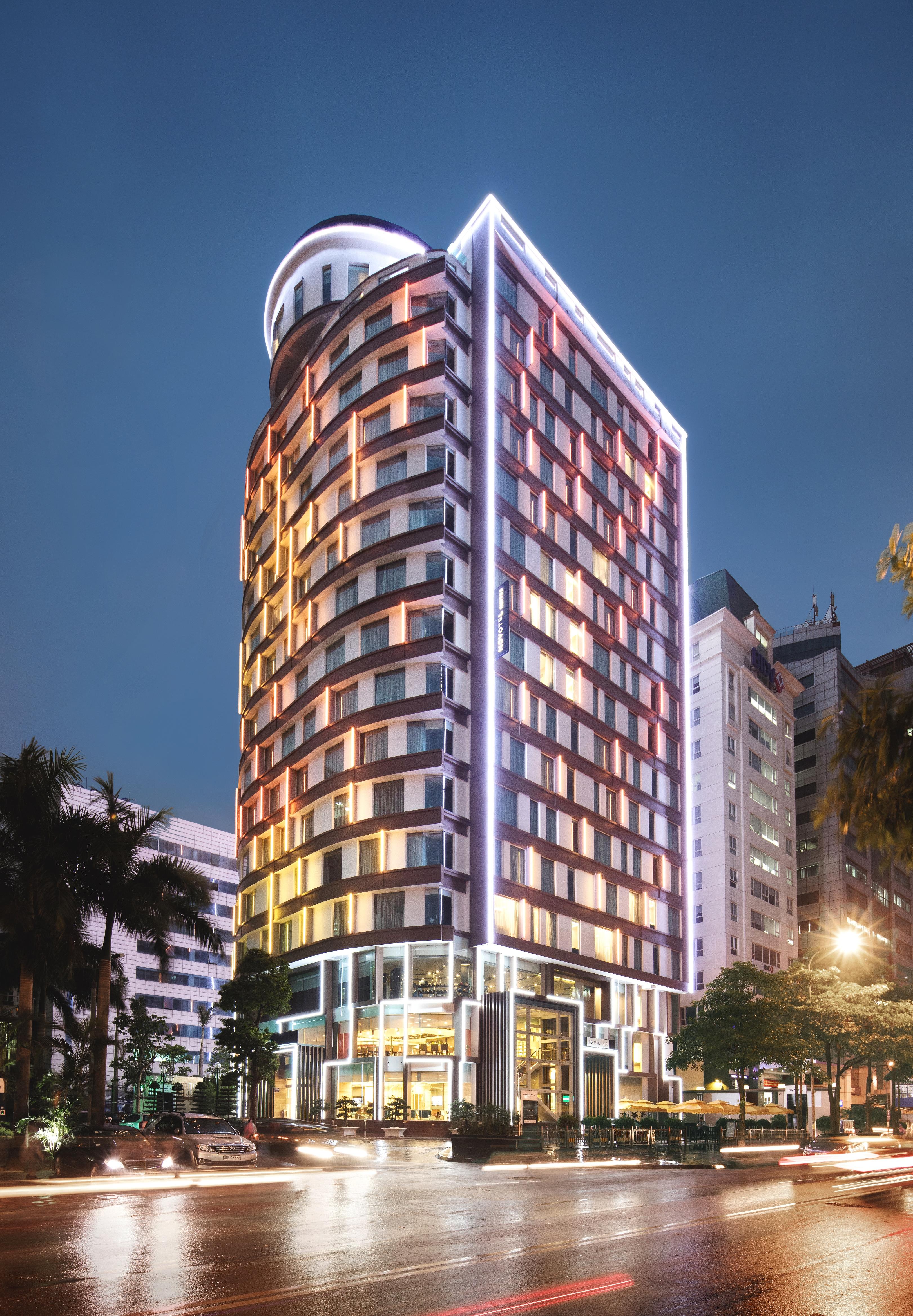 Novotel Suites Hanoi Exterior photo