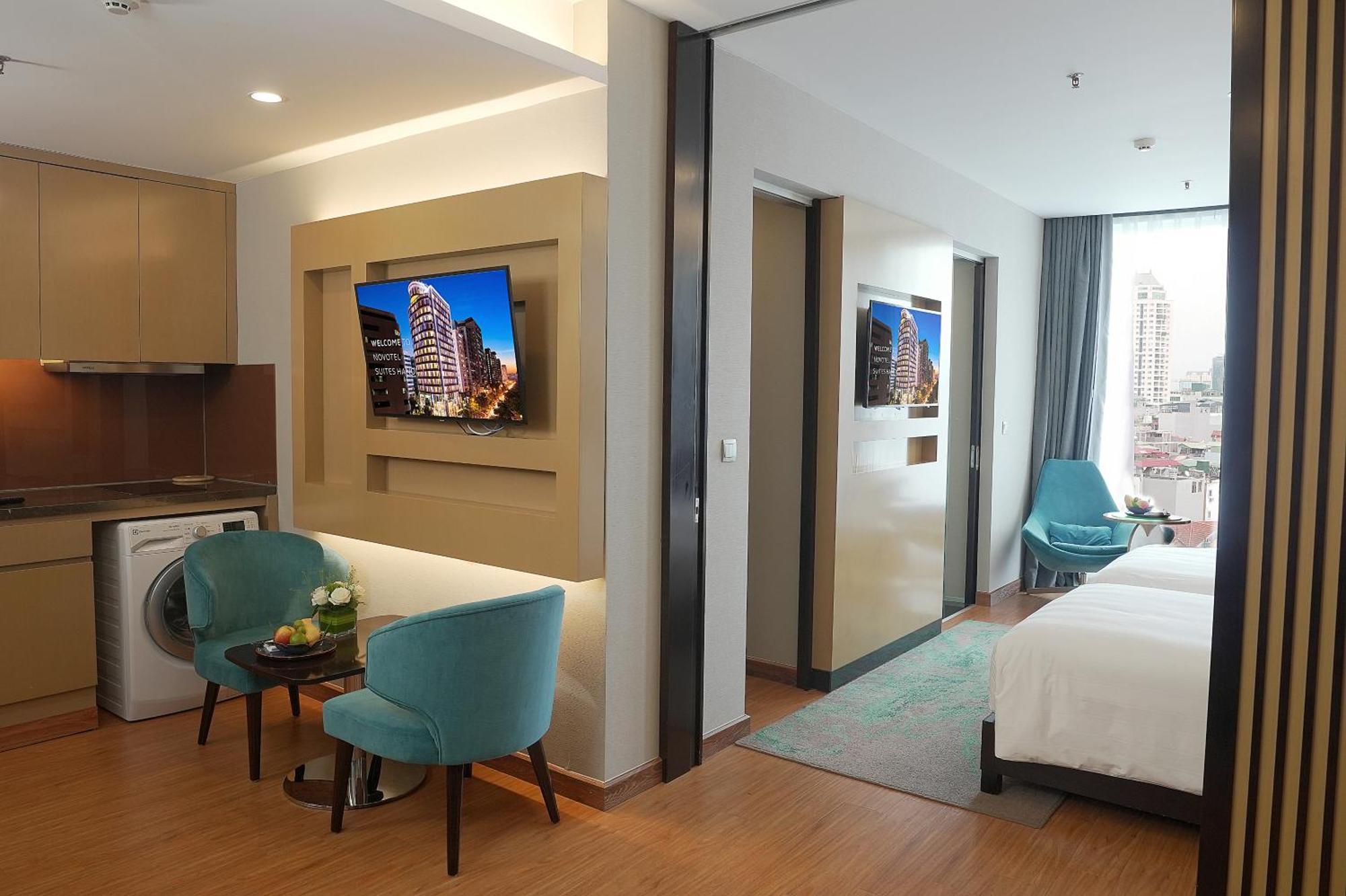 Novotel Suites Hanoi Exterior photo