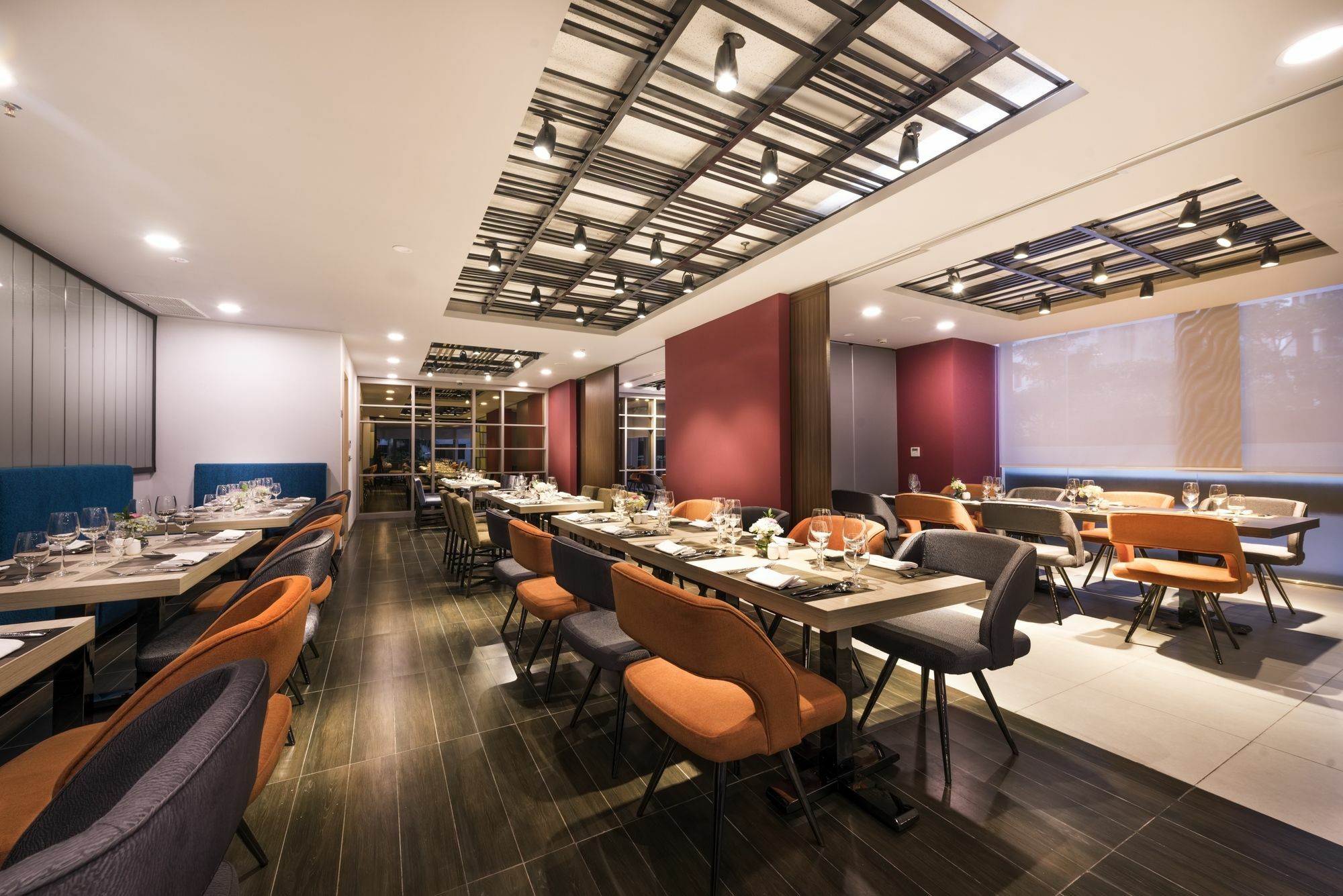 Novotel Suites Hanoi Exterior photo